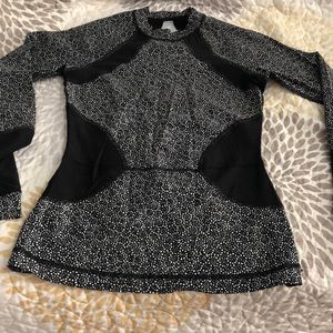 LULULEMON 4 Suns Out Rash Guard  Freckle Flower